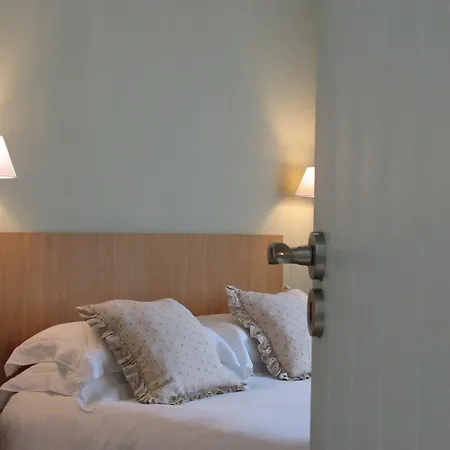 La Paresse Bed & Breakfast