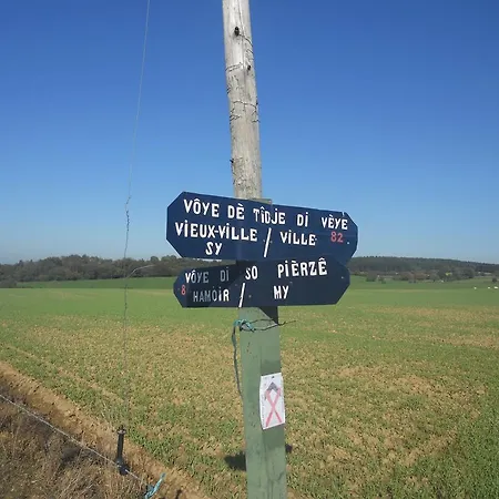 La Paresse Bed and Breakfast *